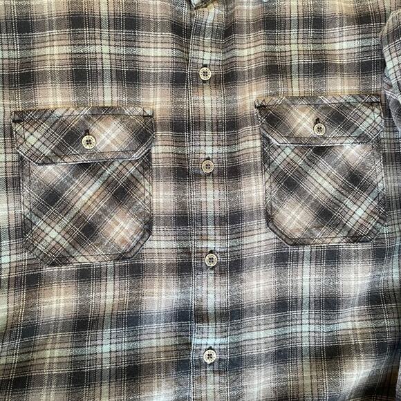 Kuhl Dillingr Flannel Shirt Mens Size M Long Sleeve Utility Hiking Chore Cargo‎ - Picture 4 of 8